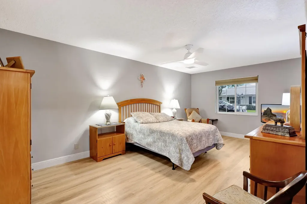 10164 S 45th Way Boynton Beach FL 33436