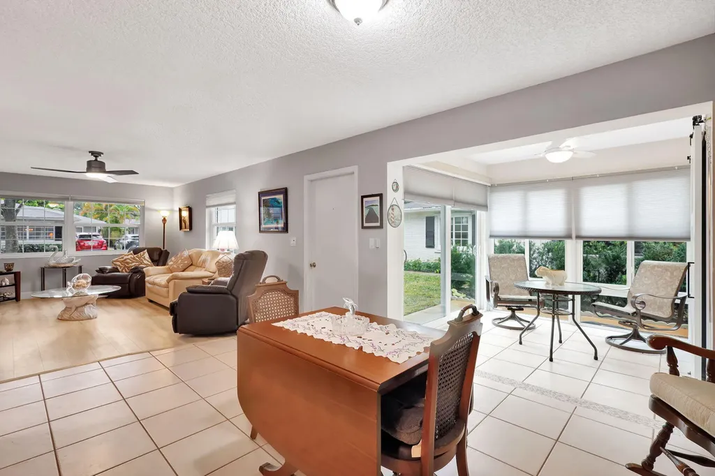 10164 S 45th Way Boynton Beach FL 33436