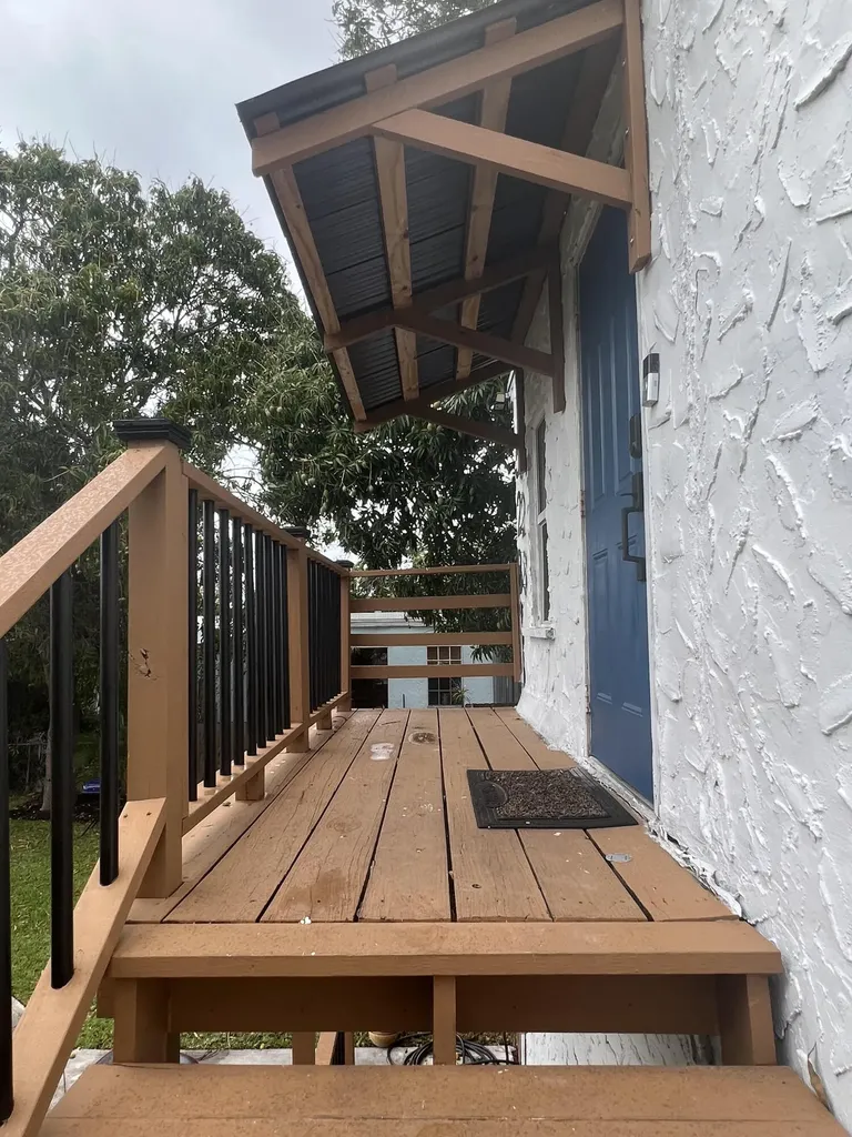 528 Churchill Road West Palm Beach FL 33405