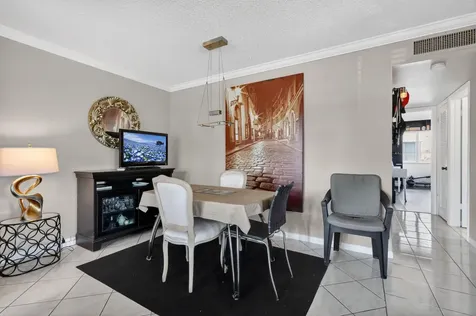 48 Burgundy Avenue Delray Beach FL 33484