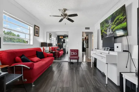 48 Burgundy Avenue Delray Beach FL 33484