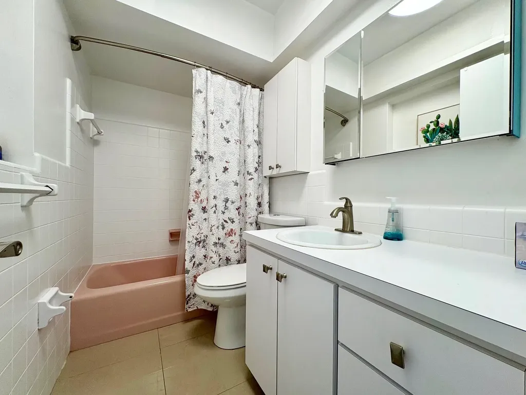 999 SE 6th Terrace Pompano Beach FL 33060