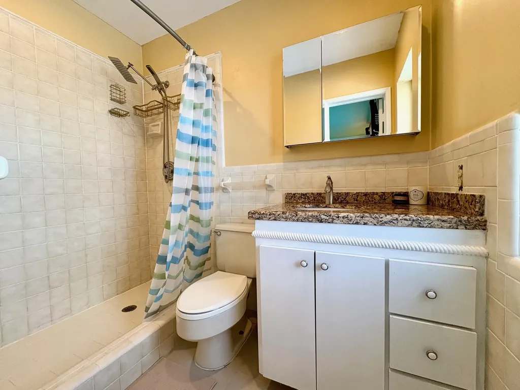 999 SE 6th Terrace Pompano Beach FL 33060