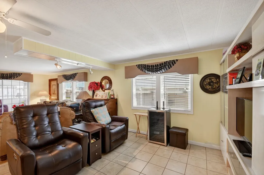 40008 Humaco Bay Boynton Beach FL 33436