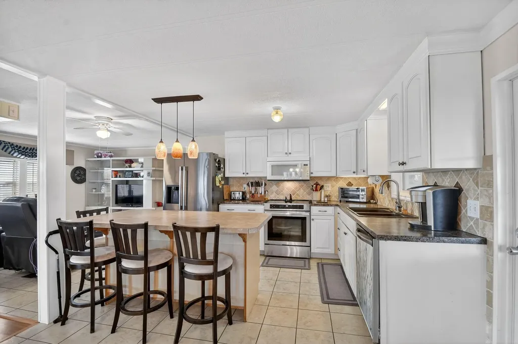 40008 Humaco Bay Boynton Beach FL 33436