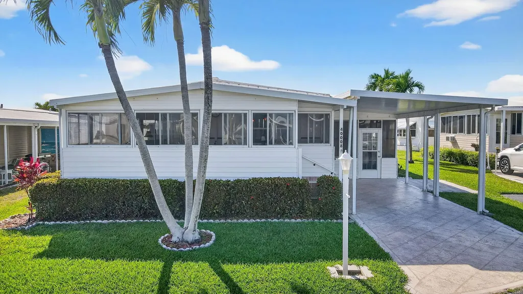 40008 Humaco Bay Boynton Beach FL 33436