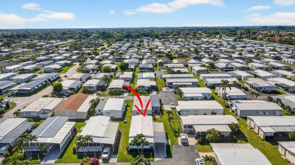 40008 Humaco Bay Boynton Beach FL 33436