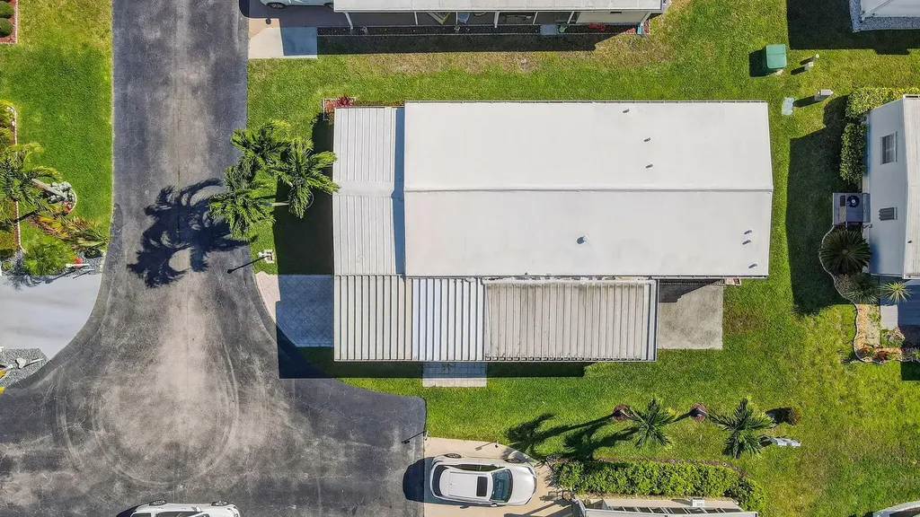 40008 Humaco Bay Boynton Beach FL 33436