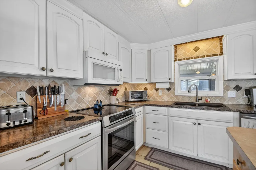 40008 Humaco Bay Boynton Beach FL 33436