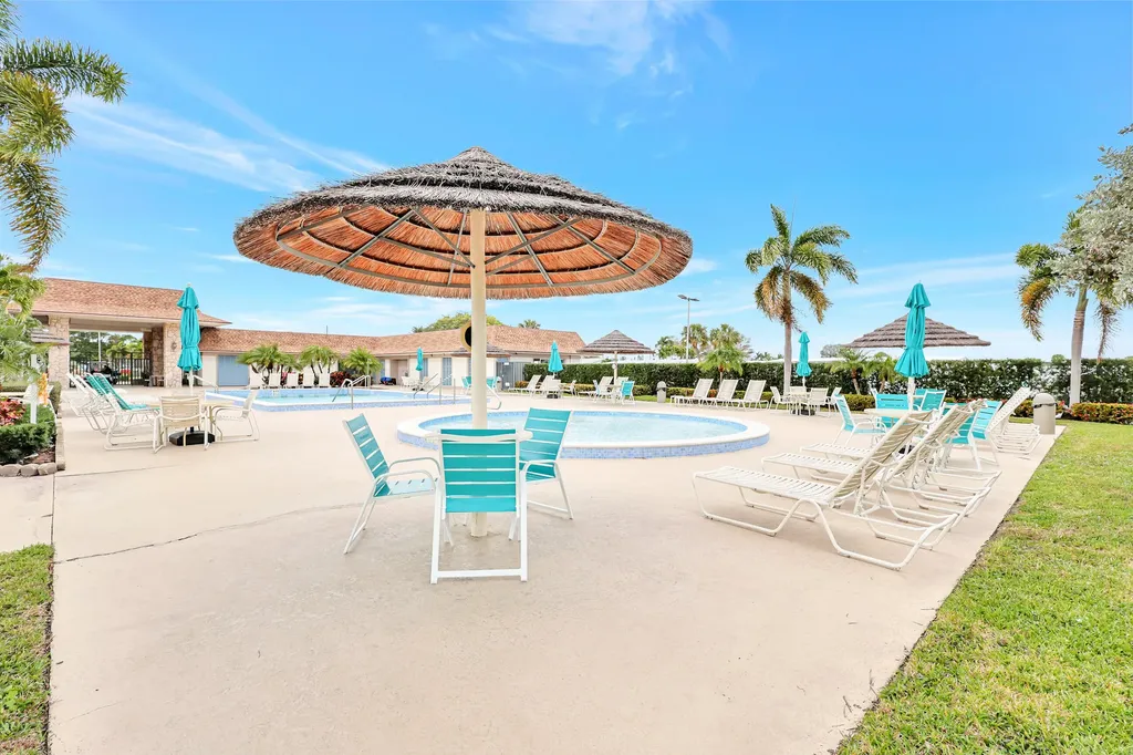 40008 Humaco Bay Boynton Beach FL 33436