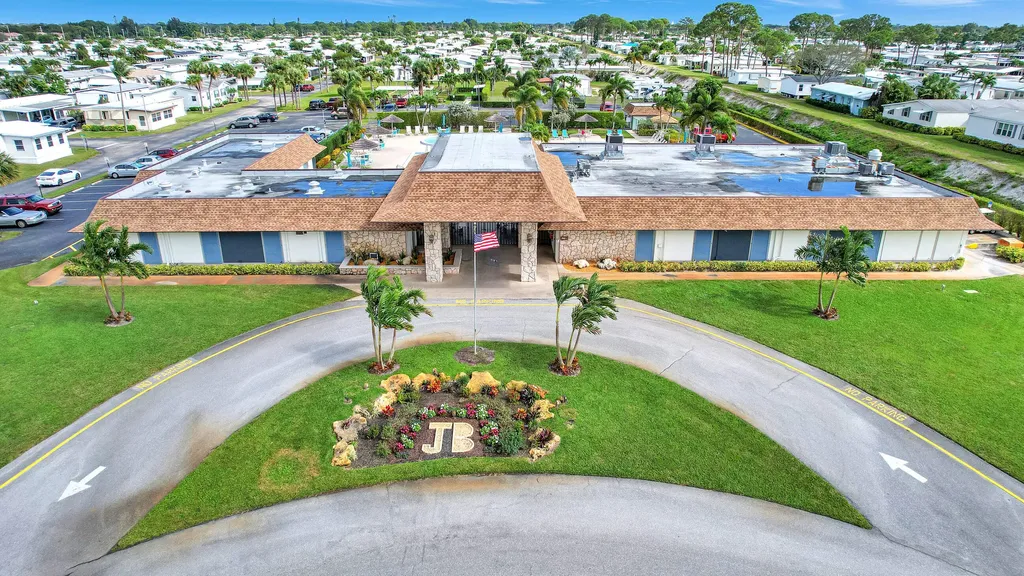 40008 Humaco Bay Boynton Beach FL 33436