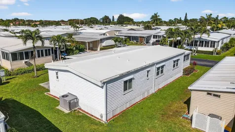40008 Humaco Bay Boynton Beach FL 33436