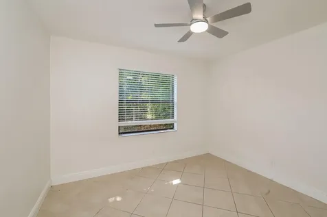 5134 NW 42nd Terrace Coconut Creek FL 33073