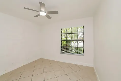 5134 NW 42nd Terrace Coconut Creek FL 33073