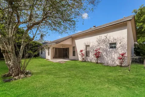 5134 NW 42nd Terrace Coconut Creek FL 33073