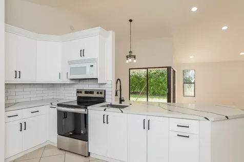 5134 NW 42nd Terrace Coconut Creek FL 33073