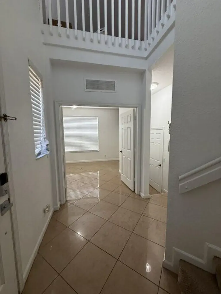2858 S Oasis Drive Boynton Beach FL 33426