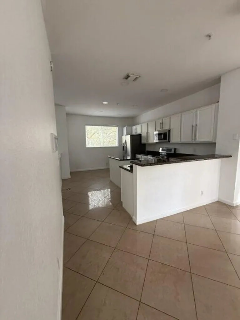 2858 S Oasis Drive Boynton Beach FL 33426
