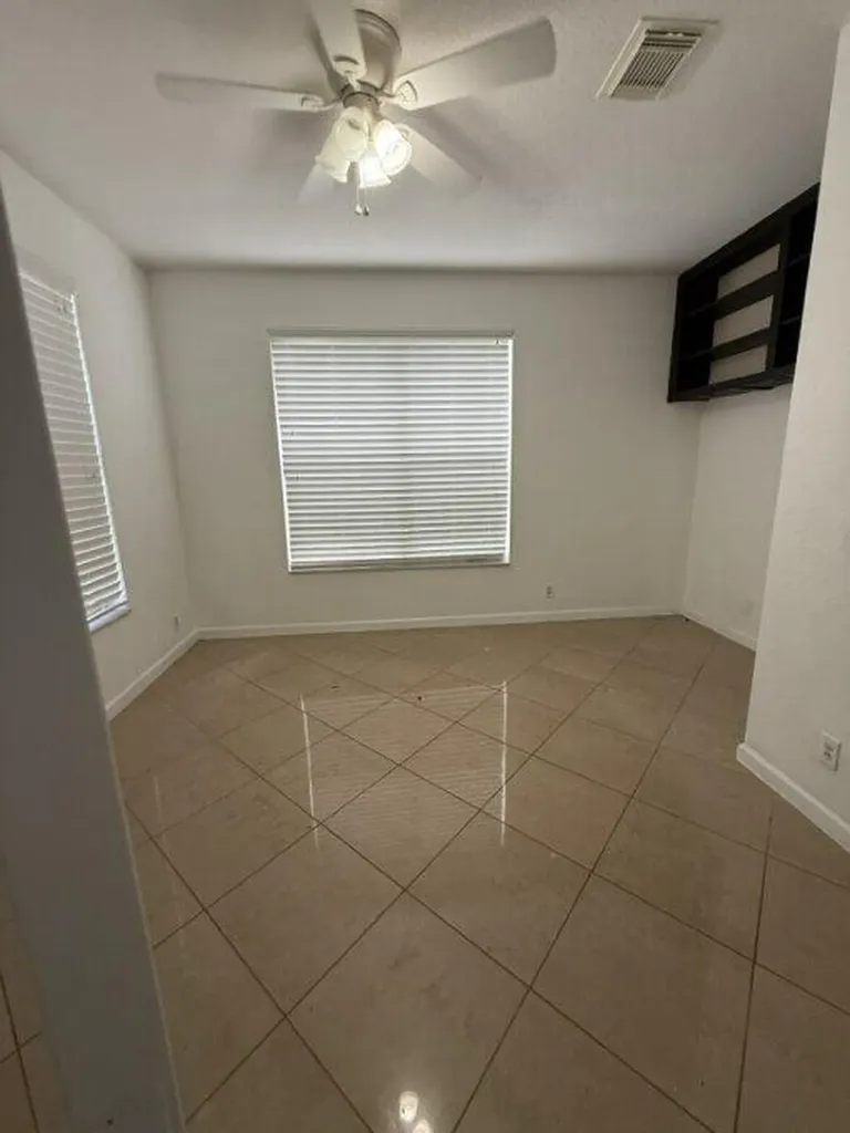2858 S Oasis Drive Boynton Beach FL 33426