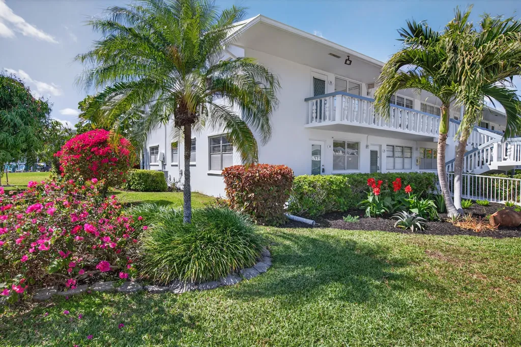 21 Harwood B Deerfield Beach FL 33442