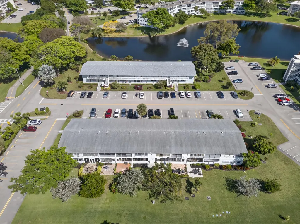 21 Harwood B Deerfield Beach FL 33442