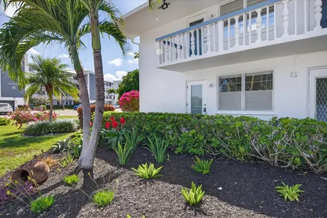 21 Harwood B Deerfield Beach FL 33442