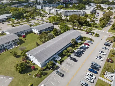 21 Harwood B Deerfield Beach FL 33442