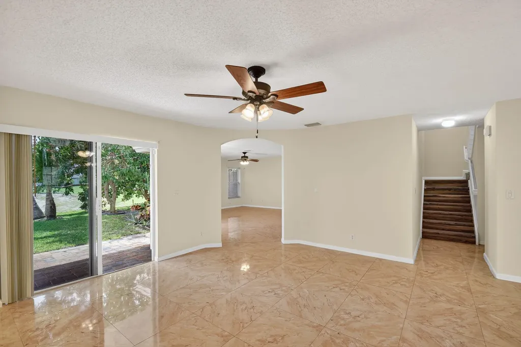 738 Perdido Heights Drive West Palm Beach FL 33413