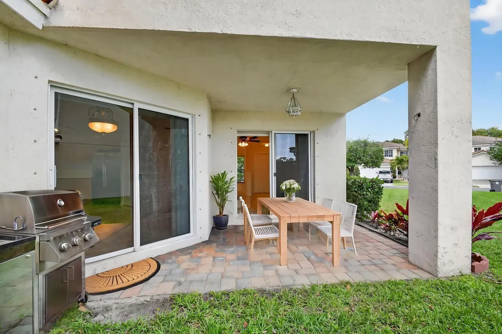 738 Perdido Heights Drive West Palm Beach FL 33413