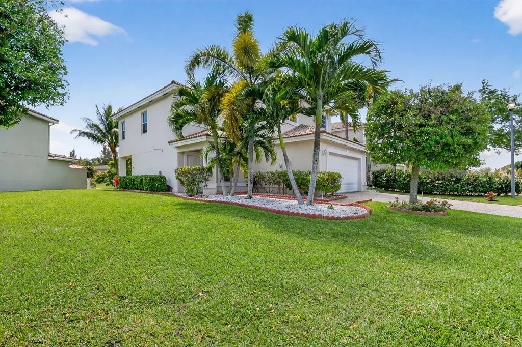 738 Perdido Heights Drive West Palm Beach FL 33413