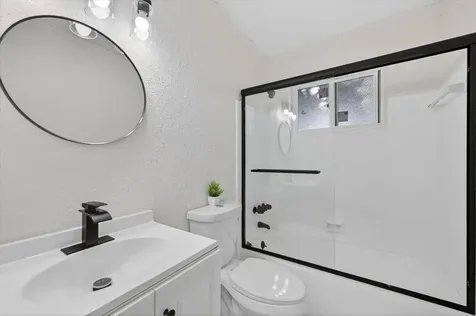710 SW 67th Avenue Pembroke Pines FL 33023