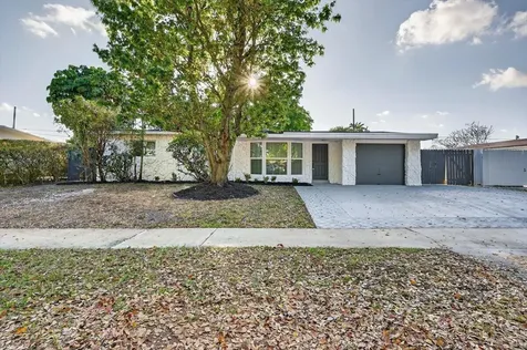 710 SW 67th Avenue Pembroke Pines FL 33023