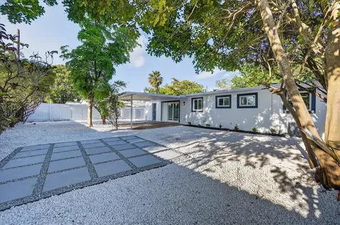 710 SW 67th Avenue Pembroke Pines FL 33023