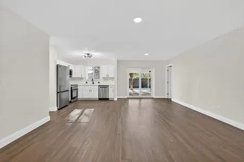 710 SW 67th Avenue Pembroke Pines FL 33023