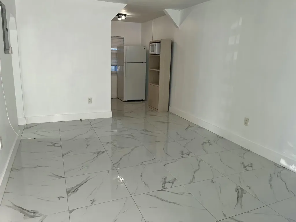 1108 NE 16th Terrace Fort Lauderdale FL 33304