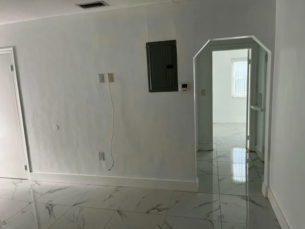 1108 NE 16th Terrace Fort Lauderdale FL 33304