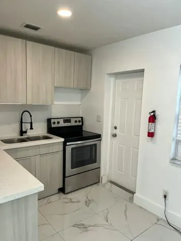 1108 NE 16th Terrace Fort Lauderdale FL 33304