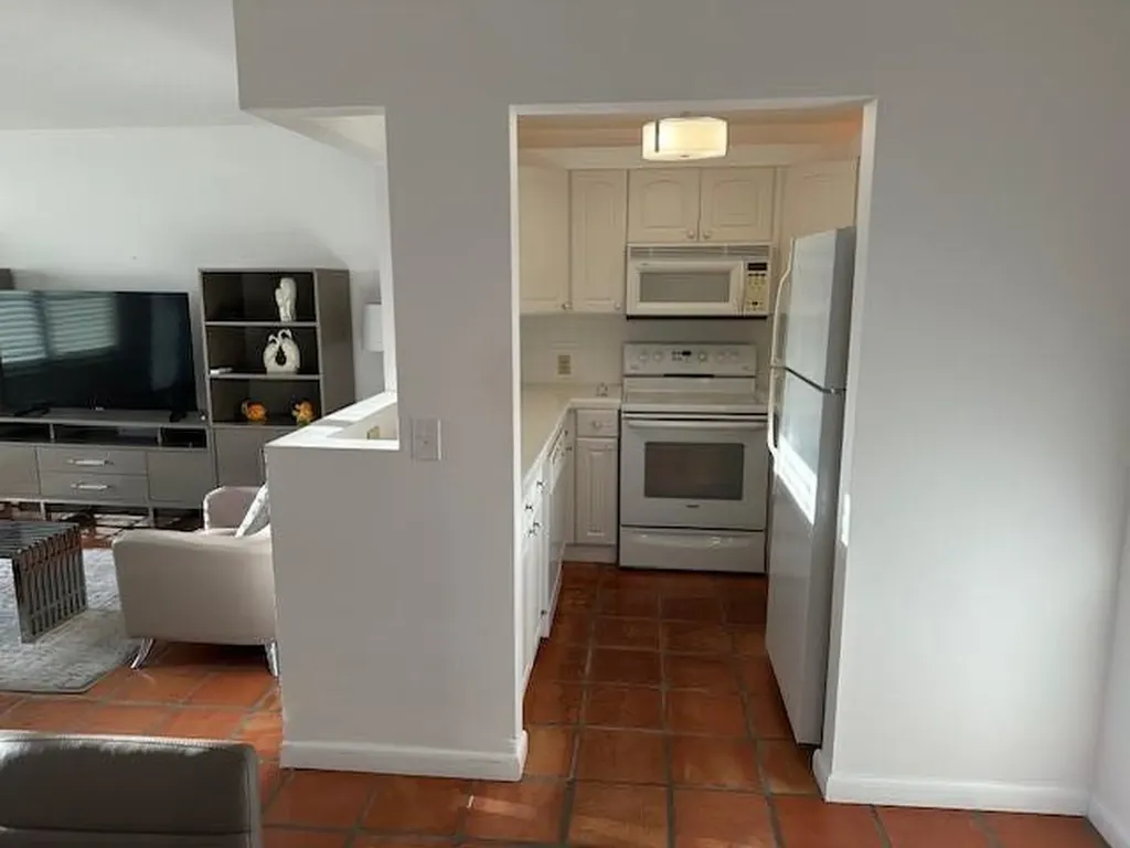 359 Brighton I Boca Raton FL 33434