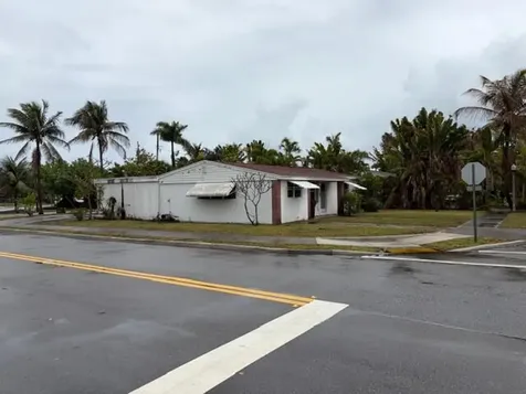 1029 Ardmore Road West Palm Beach FL 33401