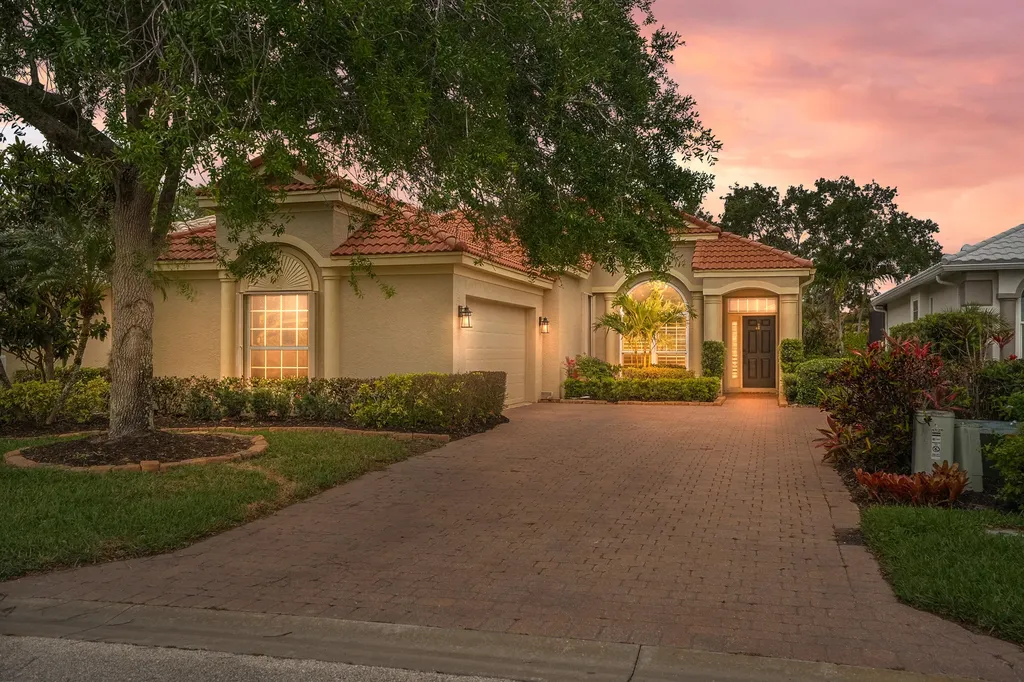 4626 NW Wandering Oak Court Jensen Beach FL 34957