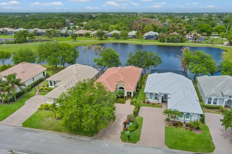 4626 NW Wandering Oak Court Jensen Beach FL 34957
