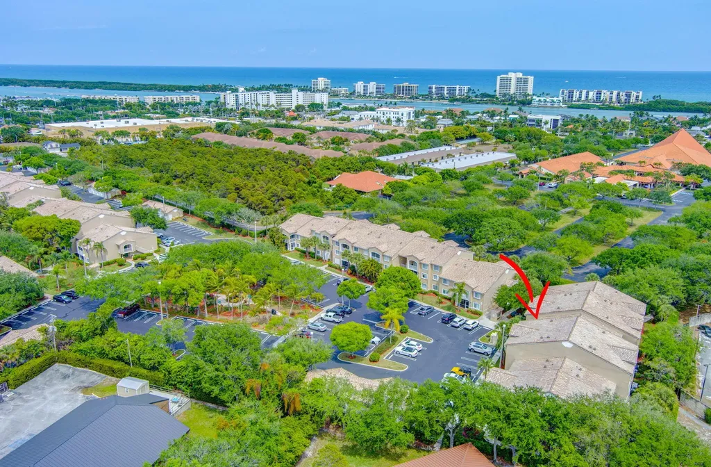 260 Village Boulevard Tequesta FL 33469