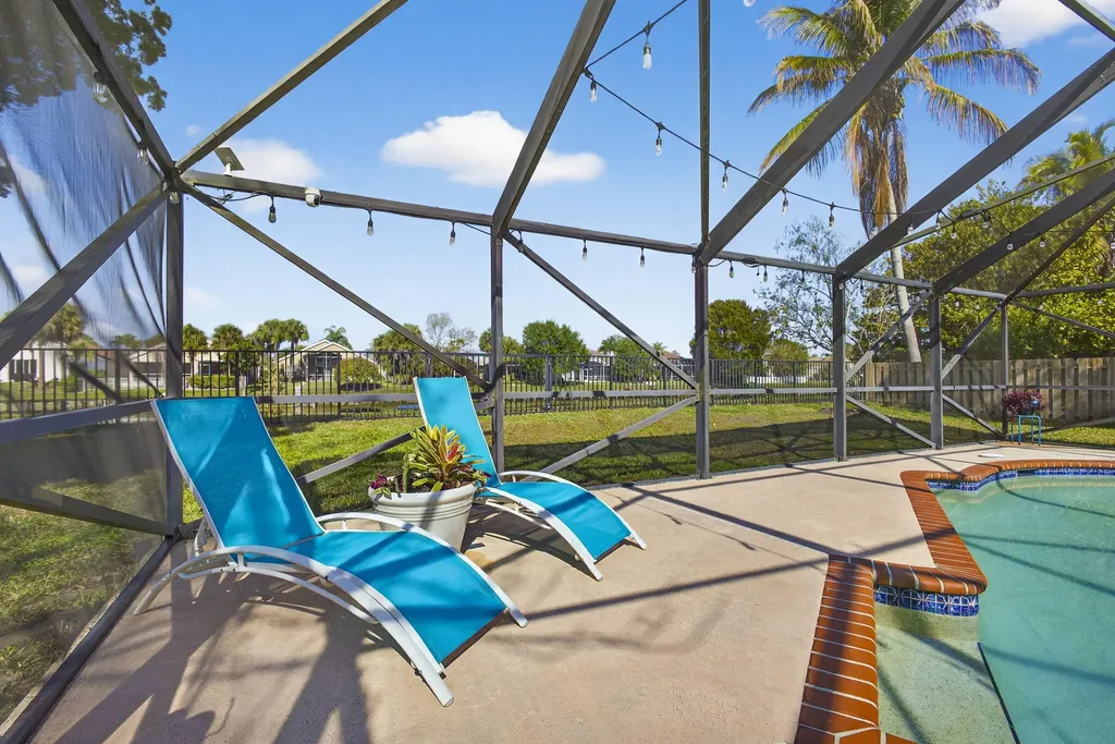 132 Parkwood Drive Royal Palm Beach FL 33411