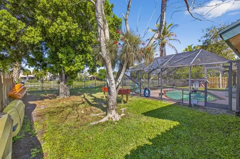 132 Parkwood Drive Royal Palm Beach FL 33411