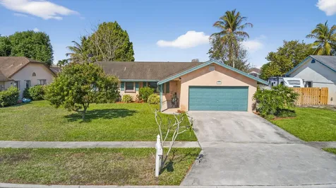 132 Parkwood Drive Royal Palm Beach FL 33411