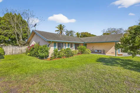 132 Parkwood Drive Royal Palm Beach FL 33411