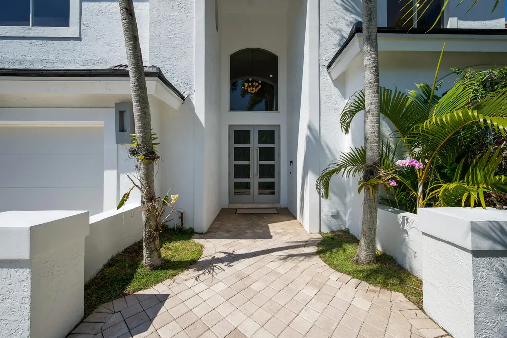 3857 Regency Circle N Boca Raton FL 33496