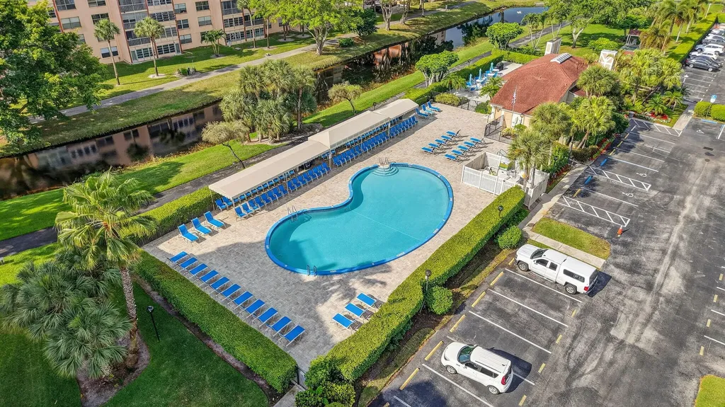14475 Strathmore Lane Delray Beach FL 33446