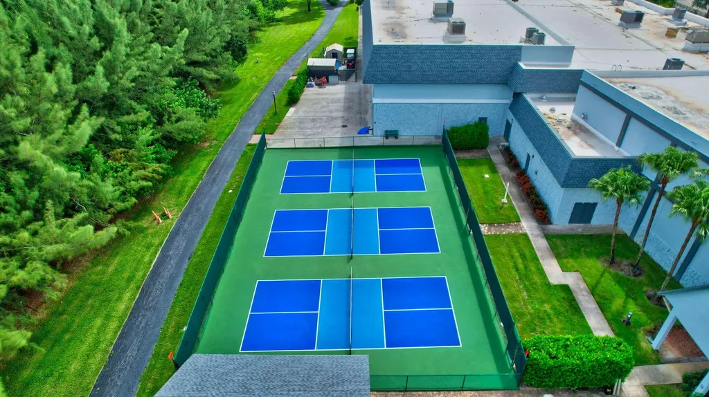 14475 Strathmore Lane Delray Beach FL 33446