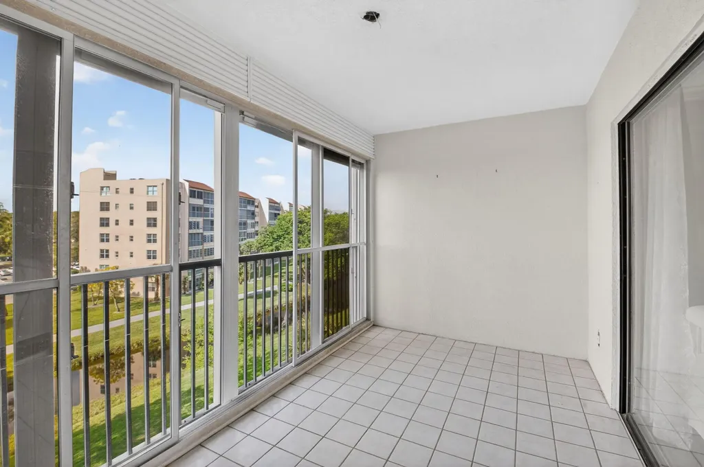 14475 Strathmore Lane Delray Beach FL 33446